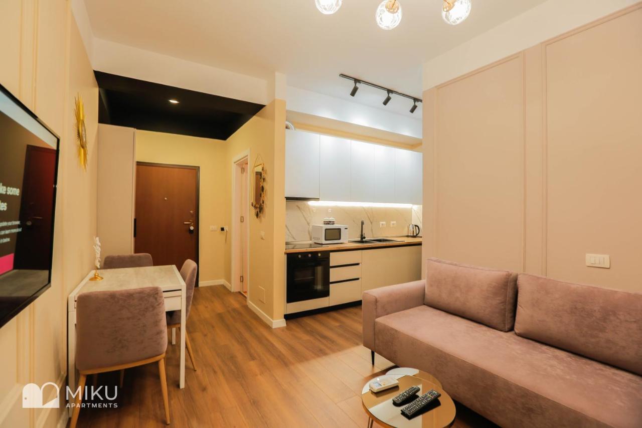 Miku Apartment - Perfect 1Bedroom At Komuna E Parisit ติรานา ภายนอก รูปภาพ