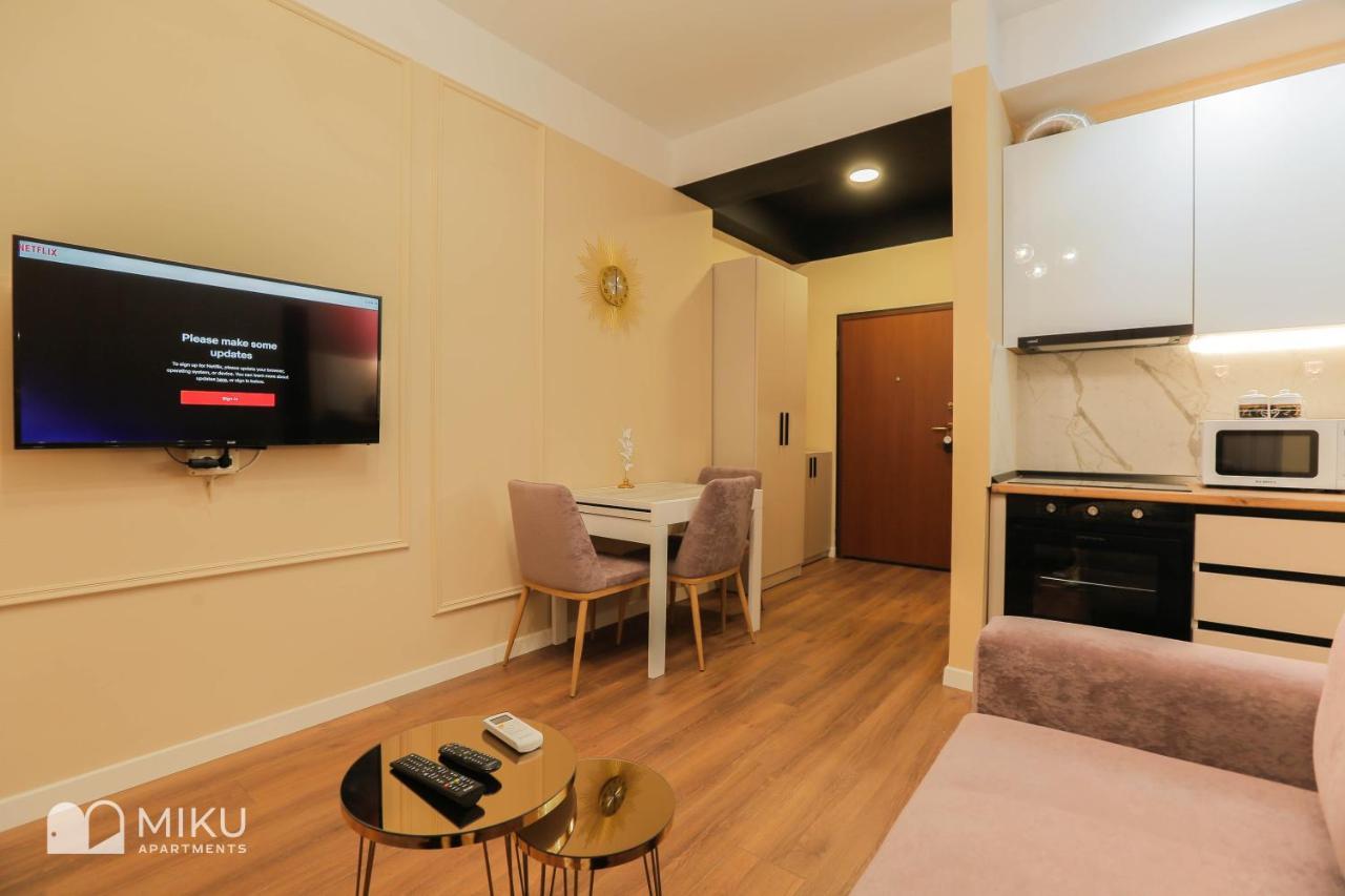 Miku Apartment - Perfect 1Bedroom At Komuna E Parisit ติรานา ภายนอก รูปภาพ