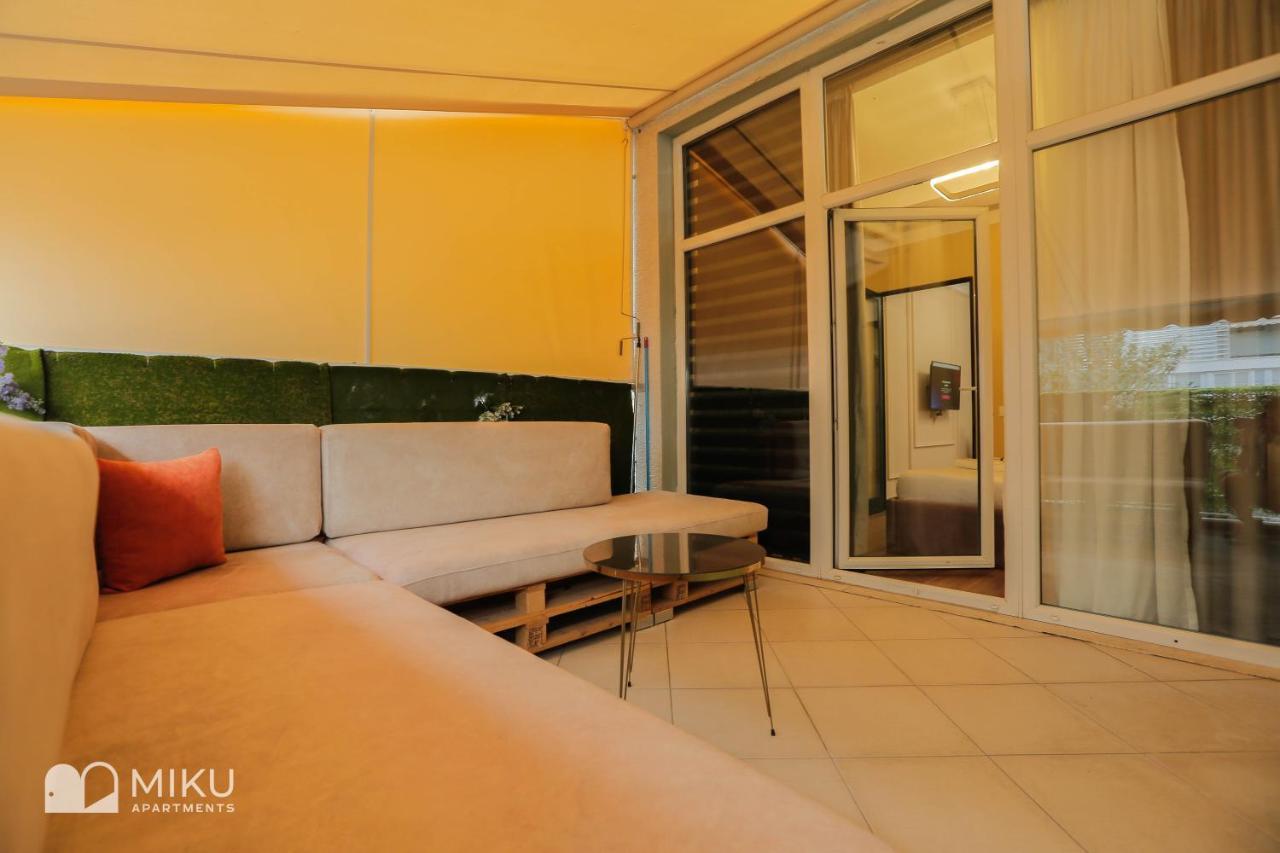 Miku Apartment - Perfect 1Bedroom At Komuna E Parisit ติรานา ภายนอก รูปภาพ